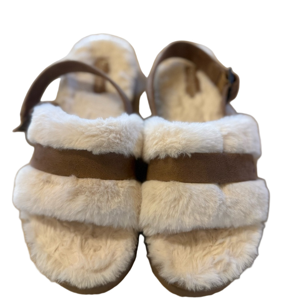 Koolaburra Fluffy Cream and Brown Women Slippers. NWOT